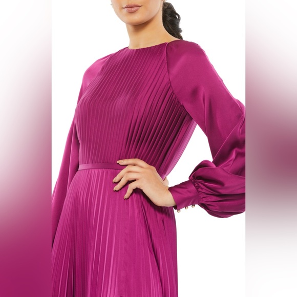 Mac Duggal Pleated Long Sleeve Satin A-Line Gown - Picture 3 of 10